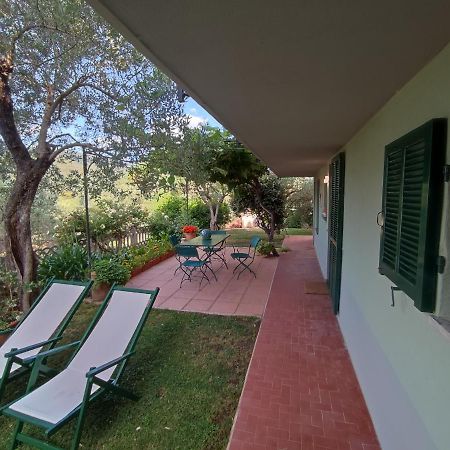 Independent Apartment With A Fabulous Patio - Casa Penny Cisano sul Neva Exterior foto