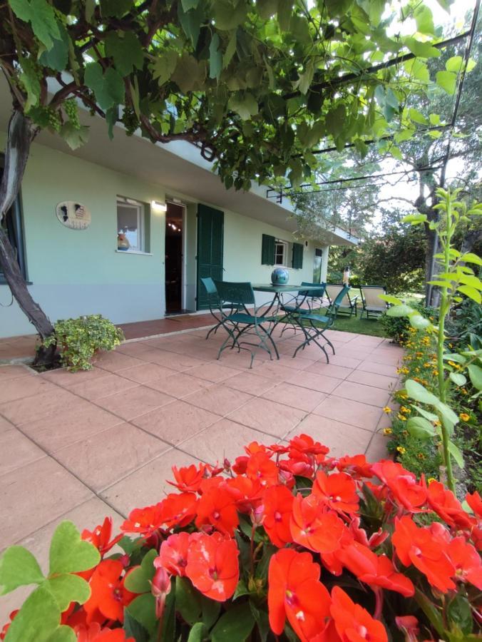 Independent Apartment With A Fabulous Patio - Casa Penny Cisano sul Neva Exterior foto
